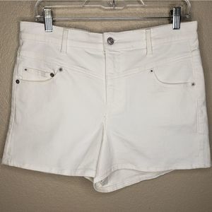 Chelsea & Violet NWT French White High rise  Jeans Shorts 30